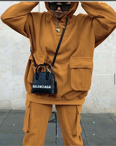 Bershka takım