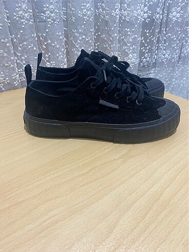 38 Beden Superga ayakkabı