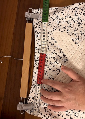 s Beden beyaz Renk Yargıcı Beyaz Gri Desenli Pilili Uzun Etek