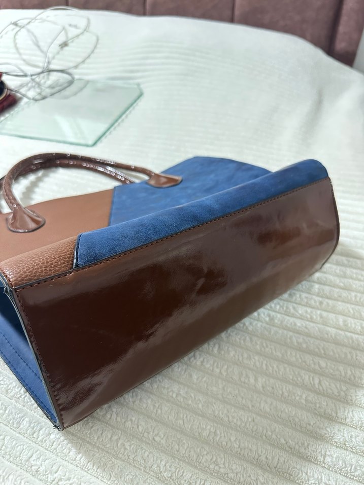 Klasik Şıklıkta Mavi-Taba Kadın Süet Çanta - Görsel 2