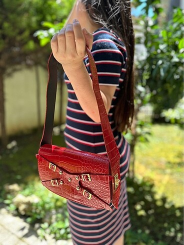 Kırmızı bayan çanta - Görsel 3