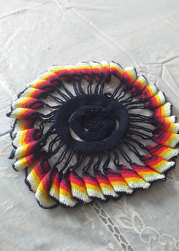 Elde Örülmüş Renkli Dekoratif Tabak Altlıkları - Görsel 2