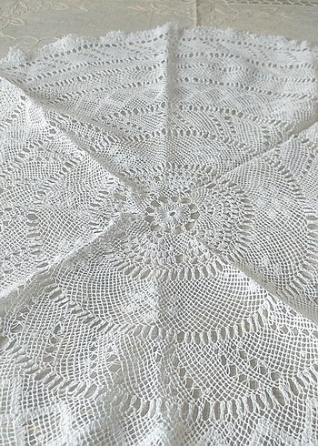 beyaz iş sehpa örtüsü - Görsel 3