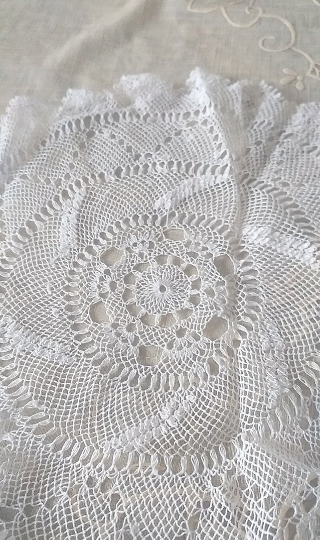 beyaz iş sehpa örtüsü - Görsel 2