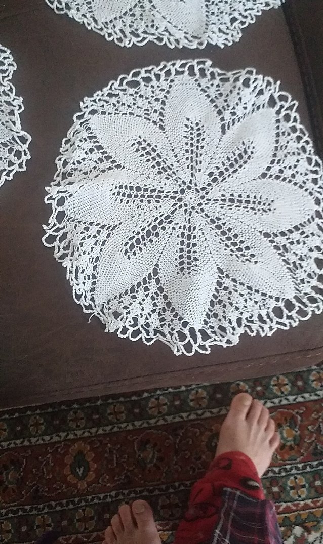 El Yapımı Beyaz Dantel Peçeteler - Görsel 2