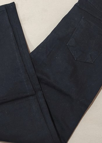 Kadın Siyah Dar Kesim Denim Pantolon - Görsel 2