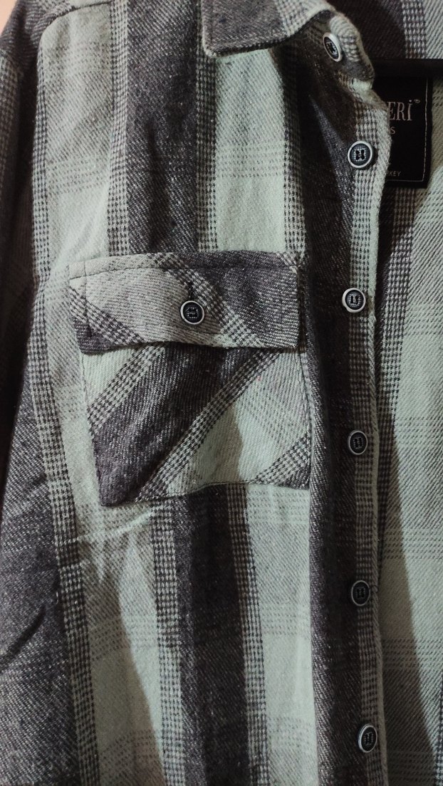 Gri Düğmeli Uzun Kollu Kadın Gömlek - Görsel 4