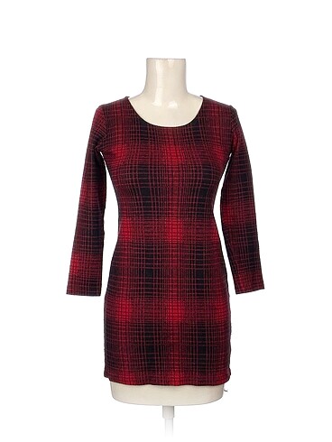 PreLoved Kısa Elbise %70 İndirimli.