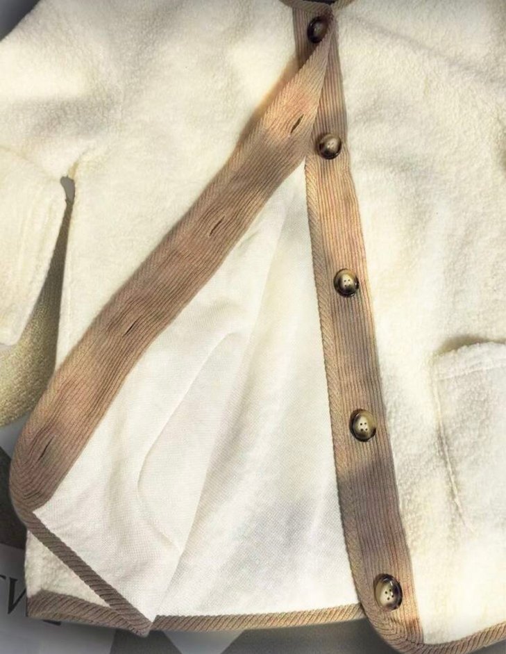 Düğmeli Beyaz Kadın Peluş Ceket - Görsel 4