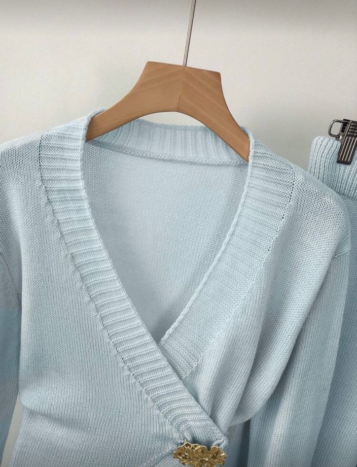 Mavi Düğmeli Triko Kadın Takım - Görsel 4