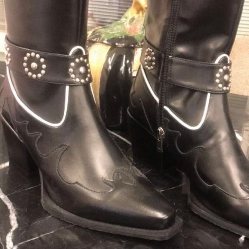 Siyah Nakışlı Kadın Deri Dizüstü Çizmeler - Görsel 3