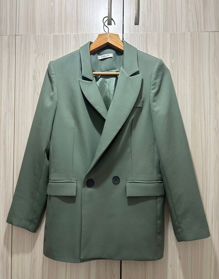 Bej Düğmeli Kadın Midi Blazer - Görsel 2