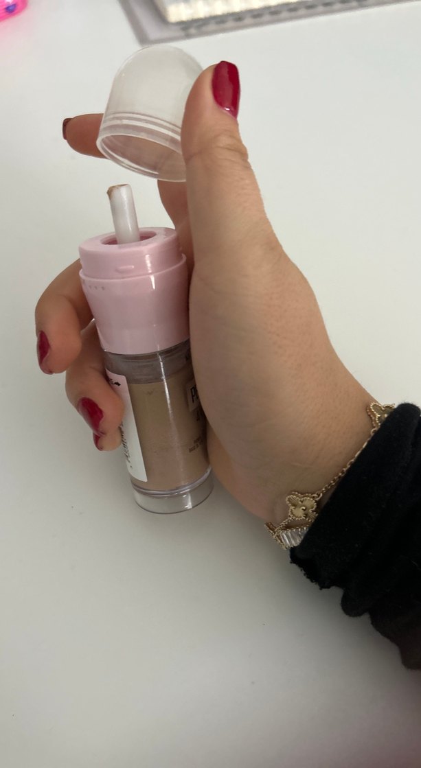 Maybelline 4-in-1 Glow Kapatıcı ve Aydınlatıcı 00 Beige - Görsel 3