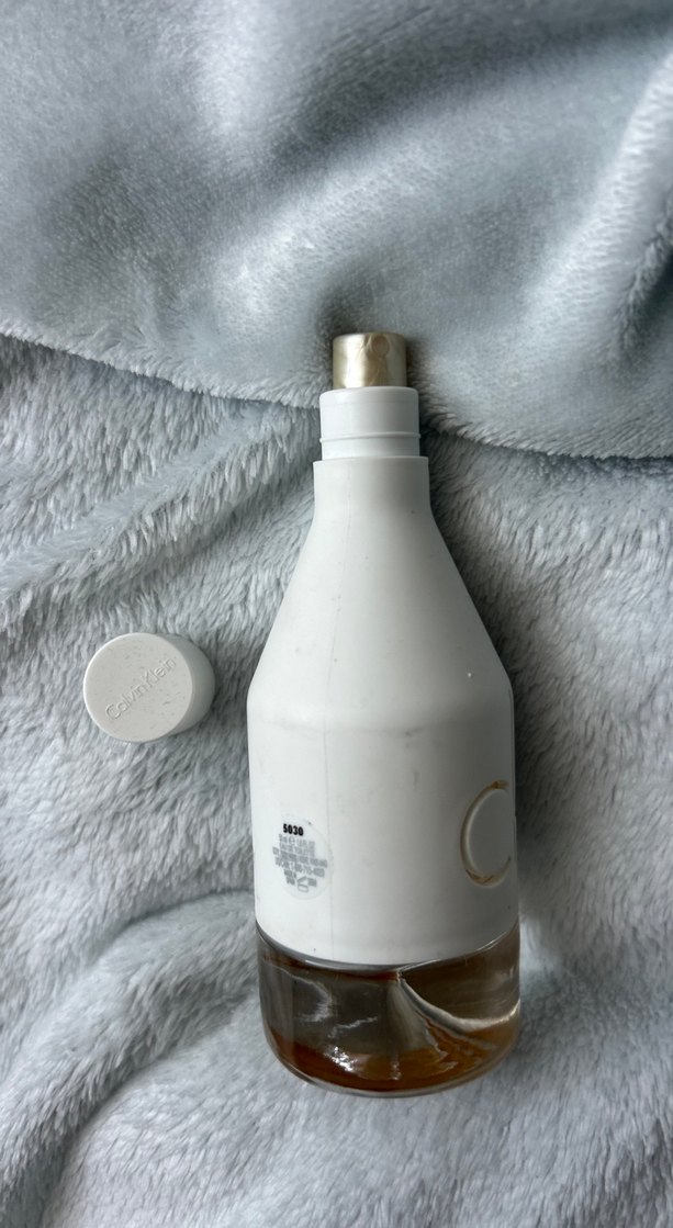 CK Kadın Parfümü - Görsel 2