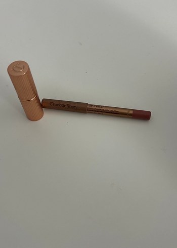 Charlotte Tilbury Parlak Bej Dudak seti - Görsel 2