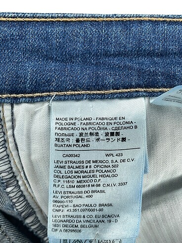 28 Beden çeşitli Renk Levis Jean / Kot %70 İndirimli.