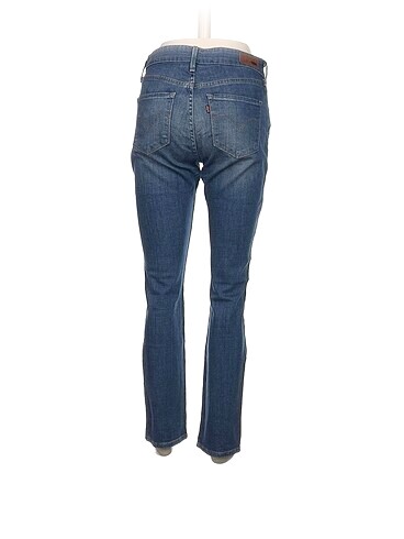 28 Beden Levis Jean / Kot %70 İndirimli.