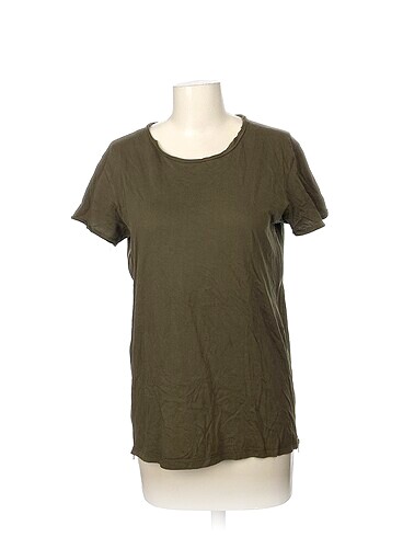 Koton T-shirt %70 İndirimli.