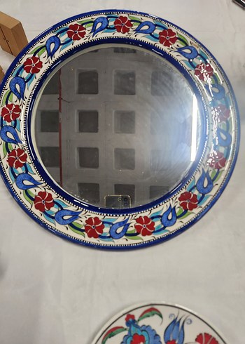 Çini Renkli Çiçek Desenli Yuvarlak Duvar Aynası - Görsel 2