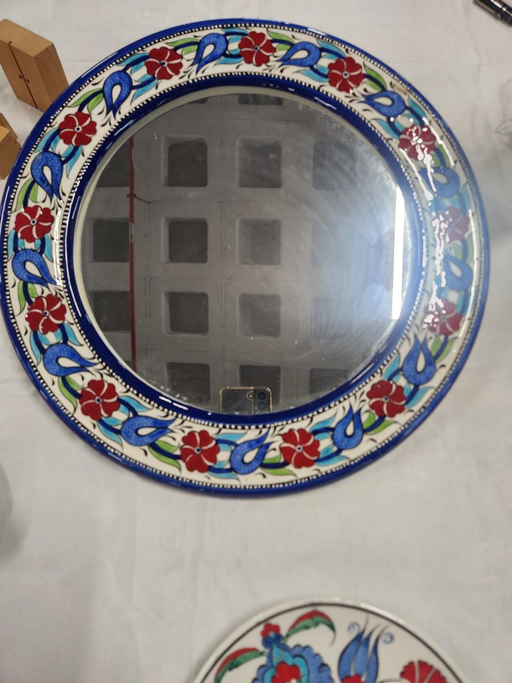 Çini Renkli Çiçek Desenli Yuvarlak Duvar Aynası - Görsel 2