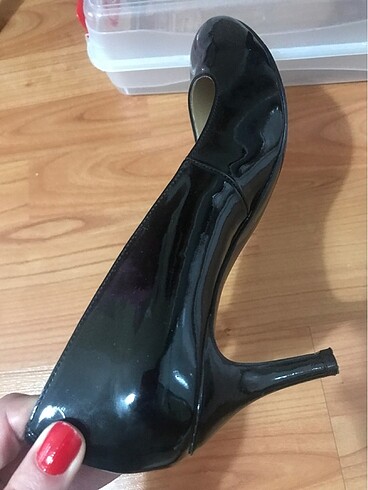 39,5 Beden siyah Renk Nine west Rugan Ayakkabı