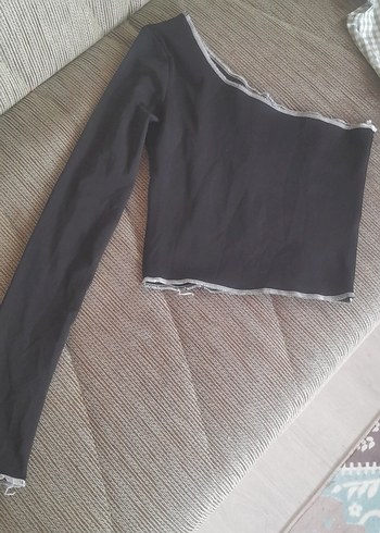 32 Beden siyah Renk siyah tek kol crop