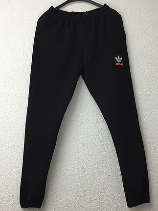 Adidas Bayan efşoman