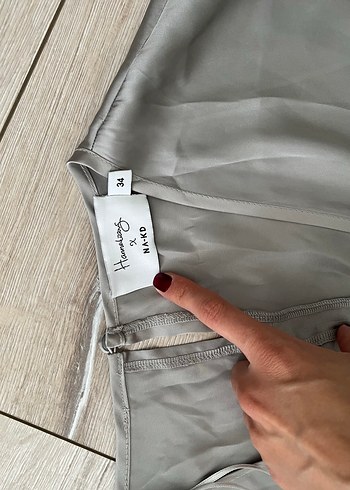 nakd gri saten elbise - Görsel 2