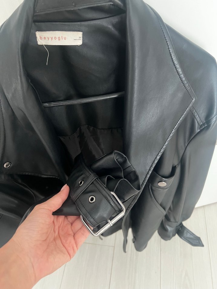 Siyah Deri Kemerli Midi Ceket - Görsel 3