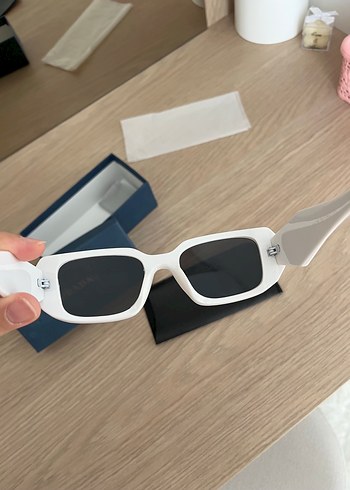 Beyaz Prada gözlük - Görsel 5