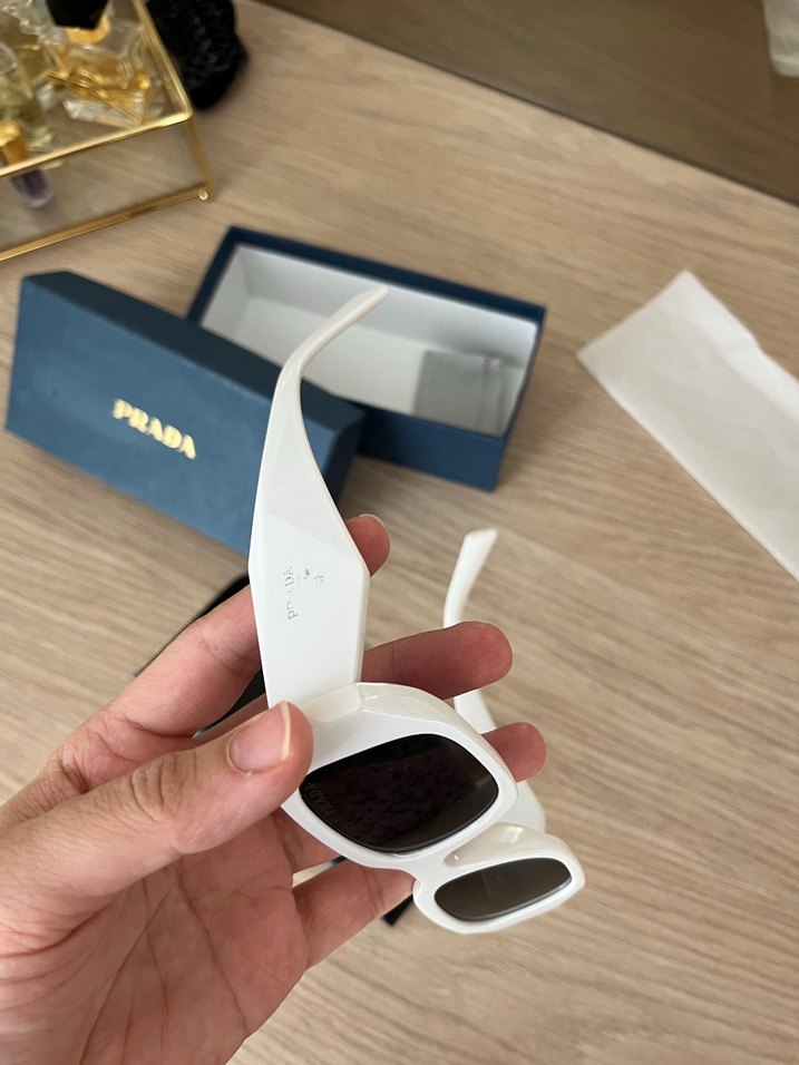 Beyaz Prada gözlük - Görsel 2