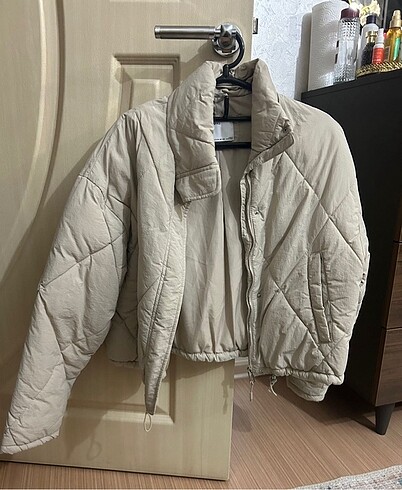 Bershka Crop Mont