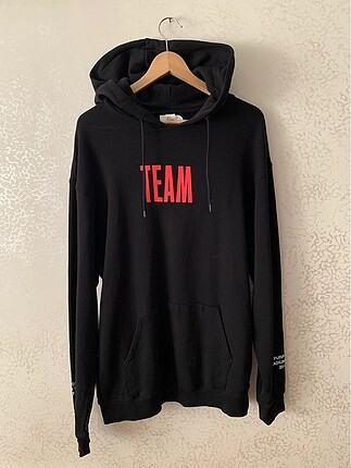 Stadium Tour Sweatshirt