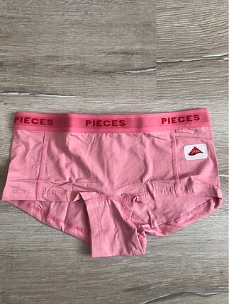 Pieces boxer