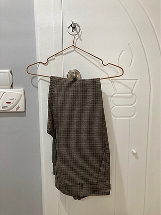 zara kumas pantolon