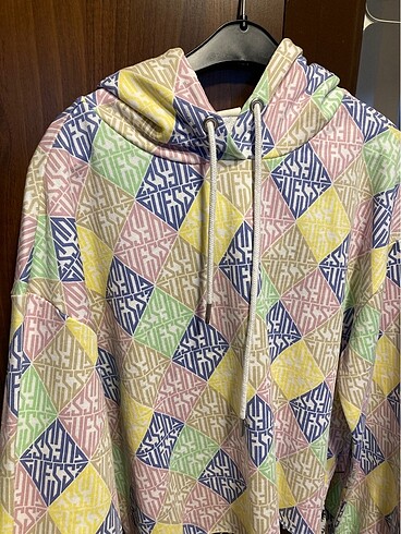 Guess Guess Sweatshirt