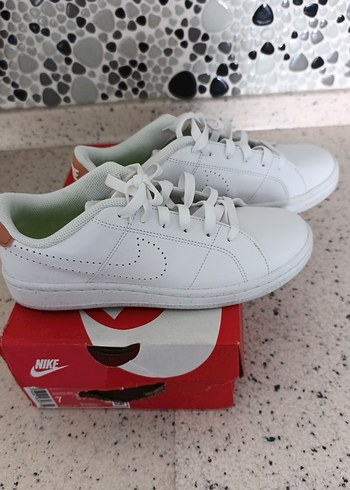 37 Beden Nike Beyaz Kadın Spor Ayakkabı Velcro