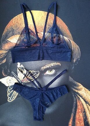 Bralet takım