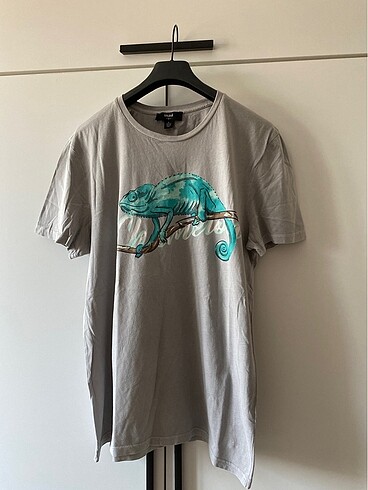 Mavi tshirt