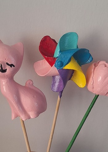  Pastel Renkli Rüzgar Gülü ve Dekoratif Çiçekler