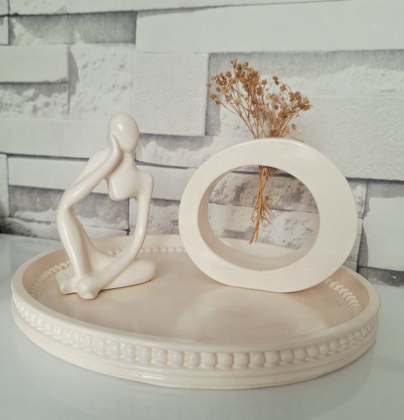 Beyaz Minimalist Figürin Dekor - Görsel 2