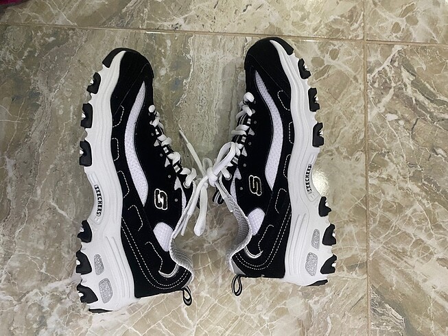 36 Beden siyah Renk skechers kadın ayakkabı d?lites