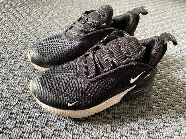 28 Beden Nike çocuk spor ayakkabı