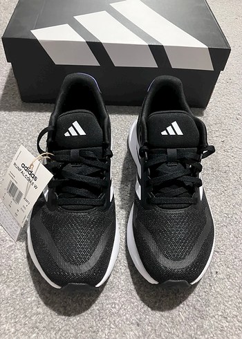 Adidas Spor Ayakkabı faturalı kutusunda