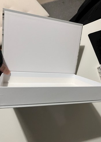 Christian Dior baskılı kutu - Görsel 6