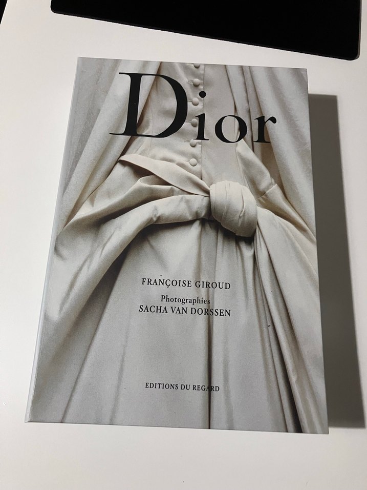 Christian Dior baskılı kutu - Görsel 4