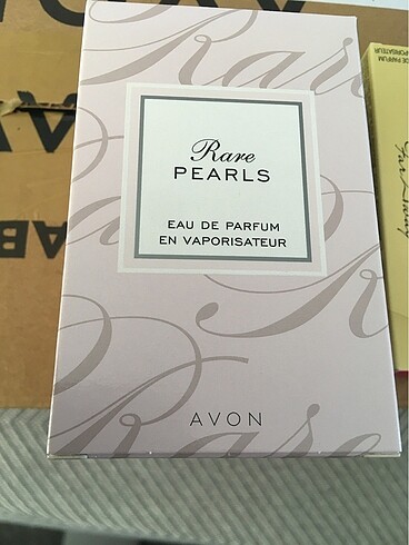 Avon parfüm