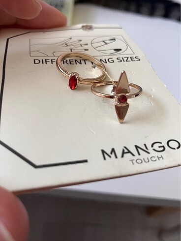 Mango ikili yüzük