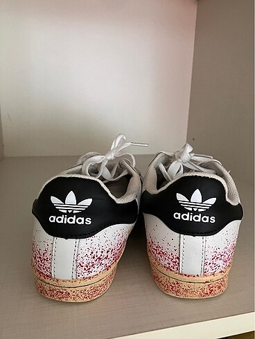 42 Beden Adidas spor ayakkabı orjinal