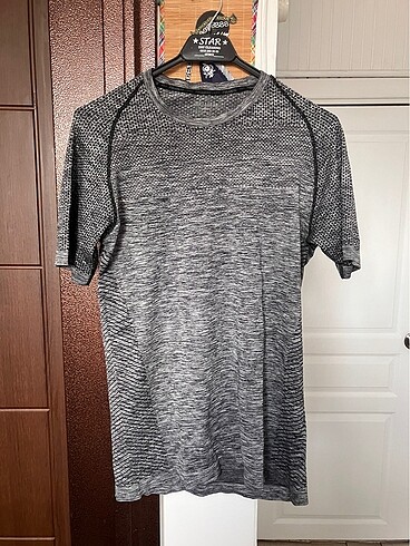 s/m Beden Pull and Bear spor üst